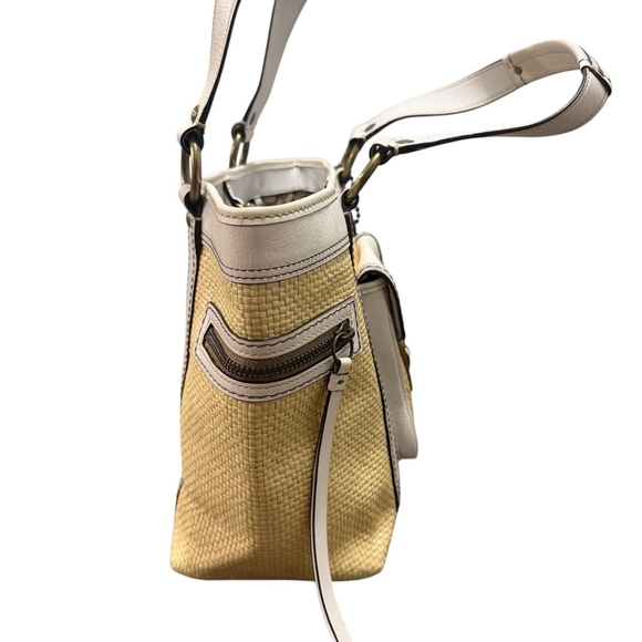 Coach Cream and Tan Tote Bag - Picture 4 of 14